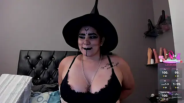 Snapshot of MariaGaitan chatting on October 19, 2025, 9:04 pm MariaGaitan online show from October 19, 2025, 9:04 pm