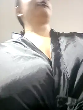 Snapshot of MariaGaitan chatting on November 17, 2025, 7:08 pm MariaGaitan online show from November 17, 2025, 7:08 pm