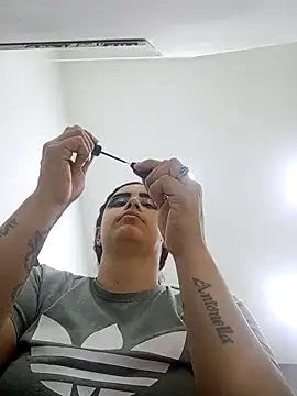 Snapshot of MariaGaitan chatting on November 22, 2025, 7:02 pm MariaGaitan online show from November 22, 2025, 7:02 pm