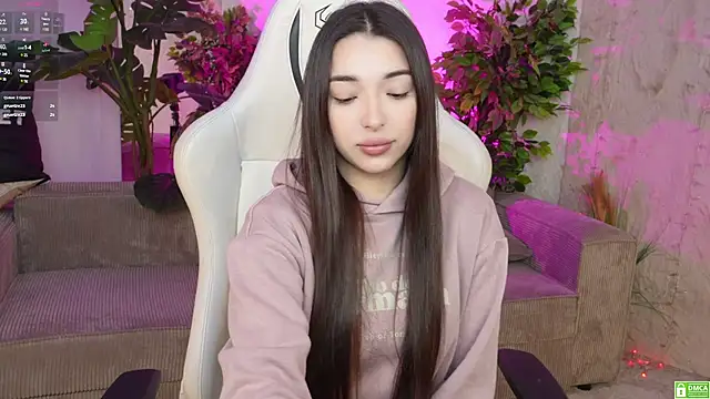 Jasmine Flow online show from January 14, 2025, 2:53 pm