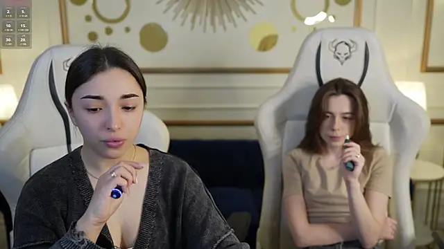 Jasmine Flow online show from February 21, 2025, 7:43 pm