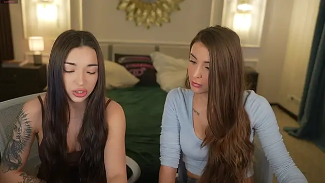 Jasmine Flow online show from February 26, 2026, 11:42 am