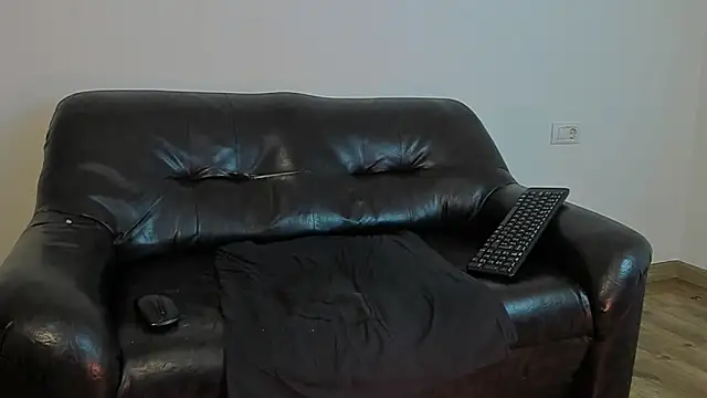 Snapshot of KingMalcom chatting on January 24, 2025, 10:32 am KingMalcom online show from January 24, 2025, 10:32 am