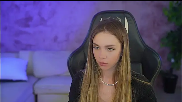 Snapshot of Anabelka054 chatting on November 5, 2025, 11:21 am Anabelka054 online show from November 5, 2025, 11:21 am