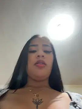 Snapshot of Luisa_Fernandaa chatting on April 19, 2026, 3:39 am Luisa Fernandaa online show from April 19, 2026, 3:39 am