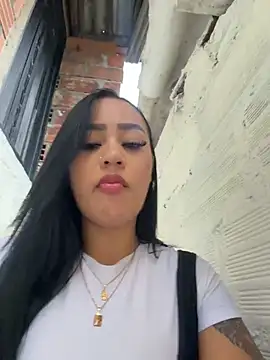 Snapshot of Luisa_Fernandaa chatting on May 12, 2026, 11:02 pm Luisa Fernandaa online show from May 12, 2026, 11:02 pm