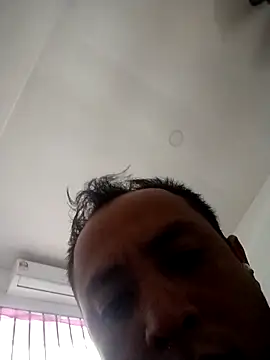 Snapshot of Vincenzo9604 chatting on October 1, 2025, 3:56 am Vincenzo9604 online show from October 1, 2025, 3:56 am