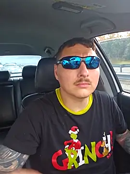 Snapshot of MrBiggBallz chatting on December 22, 2025, 6:49 pm MrBiggBallz online show from December 22, 2025, 6:49 pm