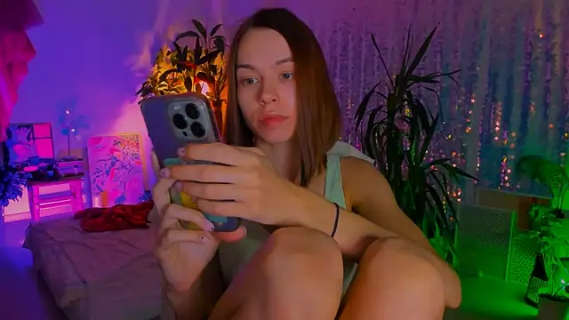 Snapshot of poli__ chatting on September 22, 2025, 6:10 pm poli online show from September 22, 2025, 6:10 pm