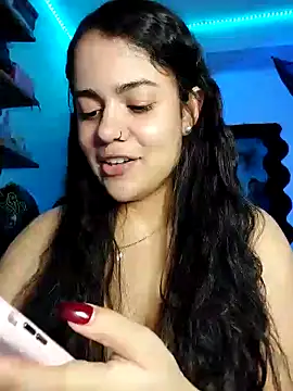 Snapshot of demonaughtyyy chatting on December 3, 2024, 5:42 am demonaughtyyy online show from December 3, 2024, 5:42 am