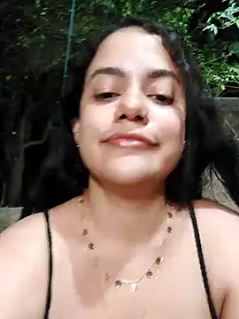 Snapshot of demonaughtyyy chatting on December 14, 2024, 4:45 am demonaughtyyy online show from December 14, 2024, 4:45 am