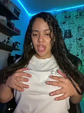 Snapshot of demonaughtyyy chatting on March 21, 2025, 3:12 am demonaughtyyy online show from March 21, 2025, 3:12 am