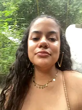 Snapshot of demonaughtyyy chatting on September 12, 2025, 10:21 pm demonaughtyyy online show from September 12, 2025, 10:21 pm