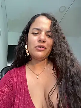 Snapshot of demonaughtyyy chatting on September 28, 2025, 10:26 pm demonaughtyyy online show from September 28, 2025, 10:26 pm