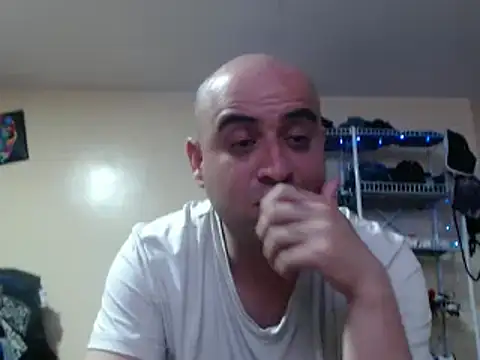 alphaswitchard online show from December 24, 2024, 4:11 am