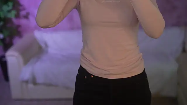 Elice Dream online show from September 29, 2025, 2:55 pm