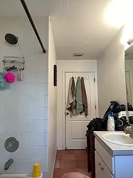 Snapshot of CloudDadddyyy420 chatting on December 24, 2024, 3:58 pm CloudDadddyyy420 online show from December 24, 2024, 3:58 pm