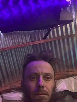 Snapshot of CloudDadddyyy420 chatting on January 18, 2025, 10:17 am CloudDadddyyy420 online show from January 18, 2025, 10:17 am