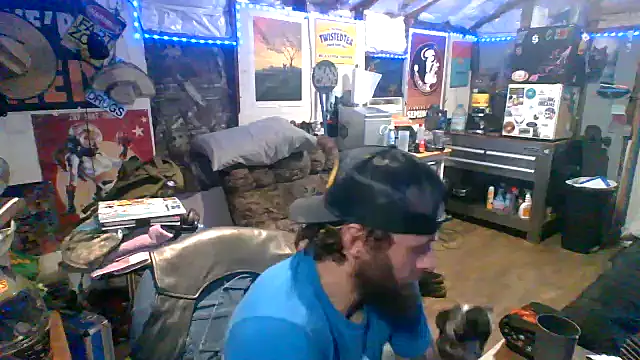 Snapshot of CloudDadddyyy420 chatting on October 10, 2025, 8:30 pm CloudDadddyyy420 online show from October 10, 2025, 8:30 pm