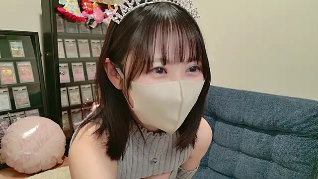 Snapshot of HIKARI_x0 chatting on October 14, 2025, 2:18 pm HIKARI x0 online show from October 14, 2025, 2:18 pm