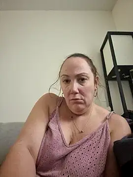 Snapshot of Wisie_Cutie chatting on December 15, 2024, 2:27 pm Wisie Cutie online show from December 15, 2024, 2:27 pm