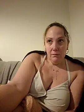 Snapshot of Wisie_Cutie chatting on January 3, 2025, 9:57 pm Wisie Cutie online show from January 3, 2025, 9:57 pm