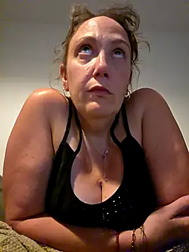 Snapshot of Wisie_Cutie chatting on June 12, 2026, 11:46 pm Wisie Cutie online show from June 12, 2026, 11:46 pm