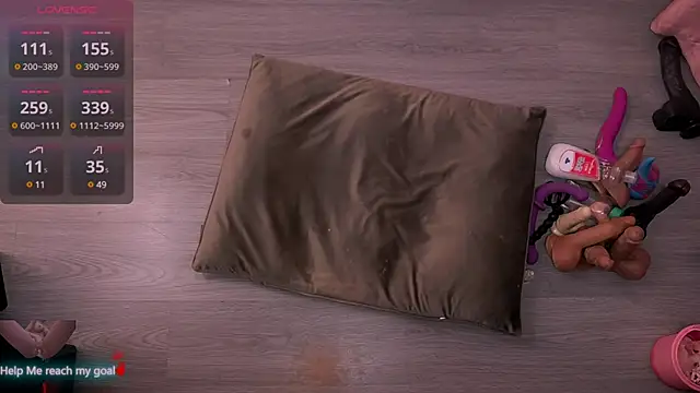 Redhead Shark new online show from March 20, 2025, 10:18 pm