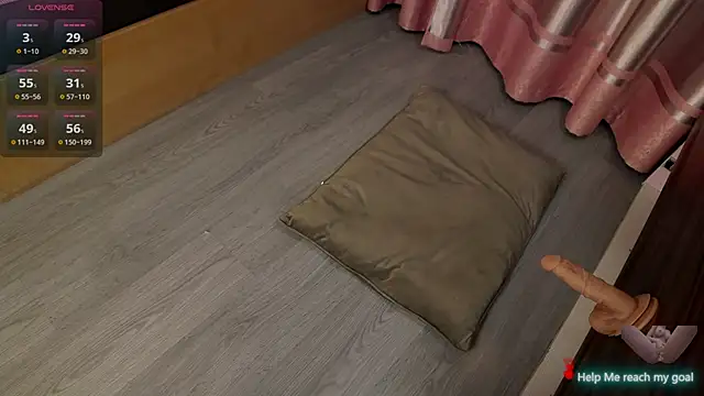 Redhead Shark new online show from September 11, 2025, 3:06 am