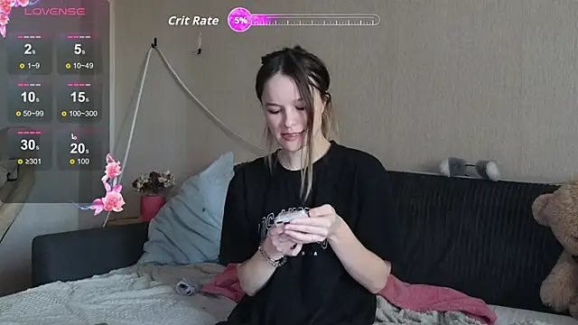 Snapshot of Nate__ chatting on October 9, 2025, 5:27 am Nate online show from October 9, 2025, 5:27 am