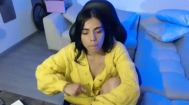 Snapshot of i_am_nina_ chatting on January 11, 2025, 10:51 pm i am nina online show from January 11, 2025, 10:51 pm