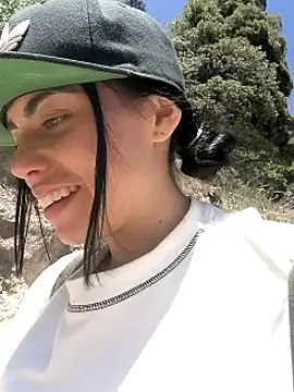 Snapshot of i_am_nina_ chatting on January 14, 2025, 4:50 pm i am nina online show from January 14, 2025, 4:50 pm