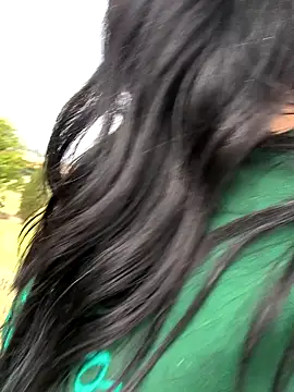 Snapshot of i_am_nina_ chatting on February 6, 2025, 9:49 pm i am nina online show from February 6, 2025, 9:49 pm