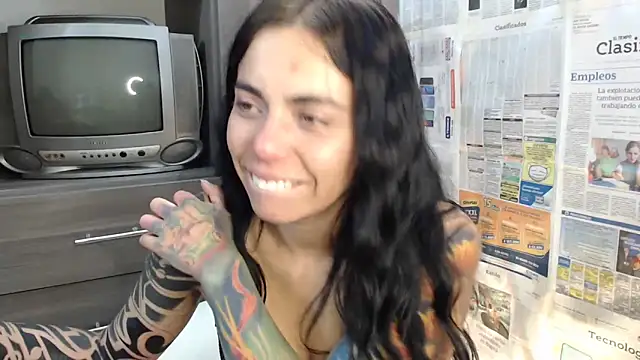 Snapshot of i_am_nina_ chatting on February 25, 2025, 4:46 am i am nina online show from February 25, 2025, 4:46 am