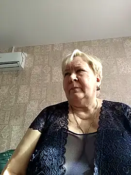 Snapshot of EffectFiona chatting on February 14, 2025, 6:56 am EffectFiona online show from February 14, 2025, 6:56 am