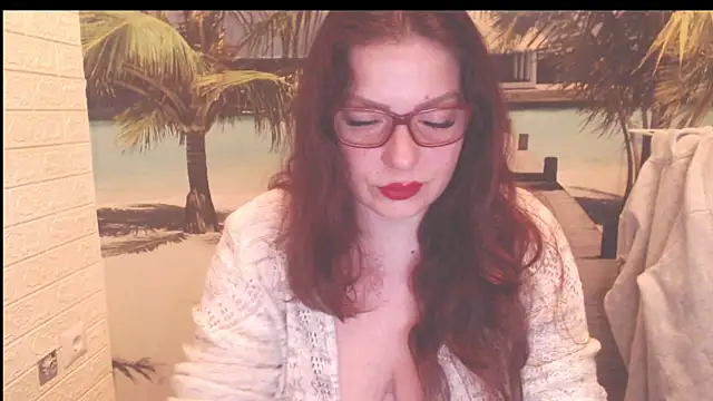 Queen  Natasha online show from April 3, 2026, 9:24 pm