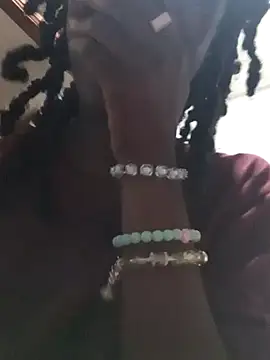 Snapshot of Prettybecs chatting on January 17, 2025, 6:02 pm Prettybecs online show from January 17, 2025, 6:02 pm