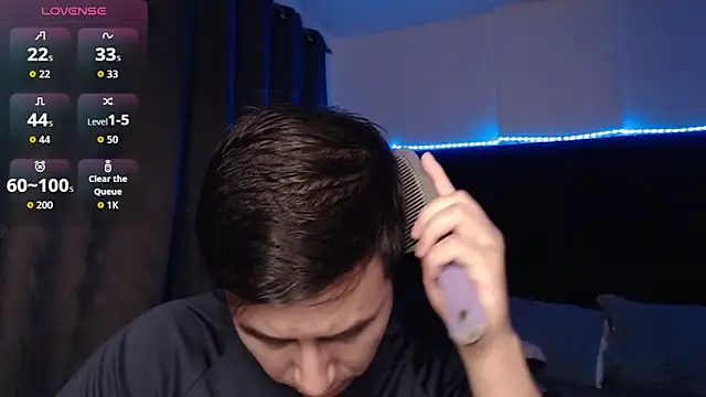 andrewmhilton  online show from March 8, 2026, 7:23 am