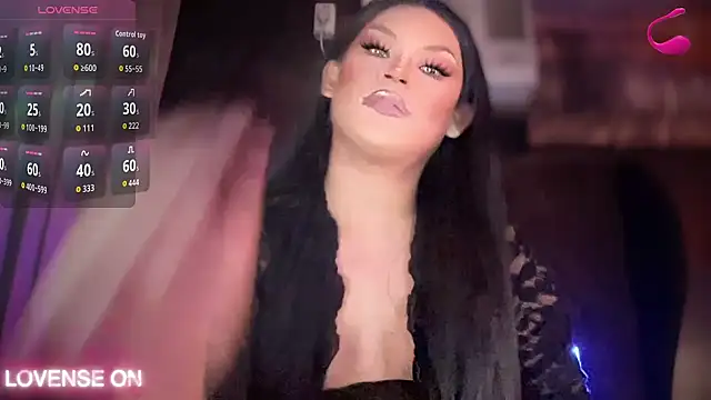 Snapshot of one_great_devine chatting on October 27, 2025, 6:45 pm one great devine online show from October 27, 2025, 6:45 pm