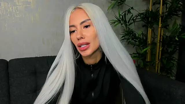 Bailey Rush online show from March 19, 2025, 12:56 pm