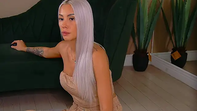 Bailey Rush online show from September 23, 2025, 1:03 pm