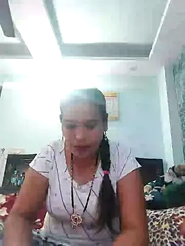 Poojabhabi101 online show from January 28, 2025, 5:43 am