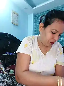 Poojabhabi101 online show from February 1, 2025, 7:15 am