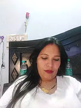 Poojabhabi101 online show from February 20, 2025, 12:04 pm