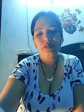 Poojabhabi101 online show from February 5, 2026, 5:23 am