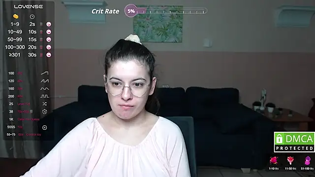 Aminabeatris online show from October 4, 2025, 5:27 am