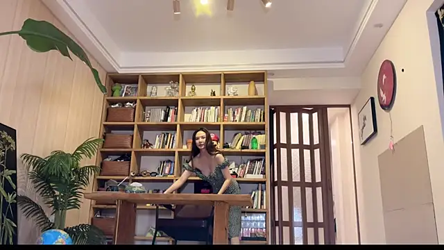 Snapshot of grandeeney chatting on January 24, 2025, 3:24 pm grandeeney online show from January 24, 2025, 3:24 pm