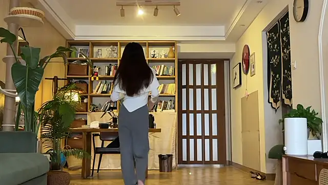 Snapshot of grandeeney chatting on November 5, 2025, 2:33 am grandeeney online show from November 5, 2025, 2:33 am