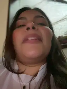 Snapshot of GigiiStone chatting on December 14, 2024, 11:45 pm GigiiStone online show from December 14, 2024, 11:45 pm