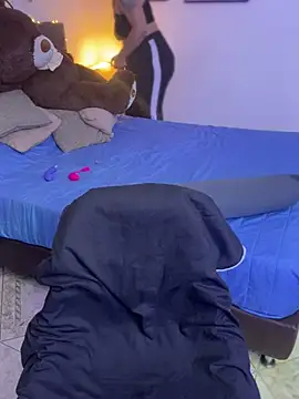 Snapshot of GigiiStone chatting on February 11, 2025, 8:42 pm GigiiStone online show from February 11, 2025, 8:42 pm